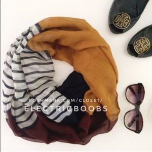 🎉HP🎉 navy, brown, orange striped infinity scarf